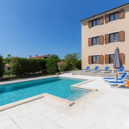 Apartments "Alen" Nedescina Luaran gambar