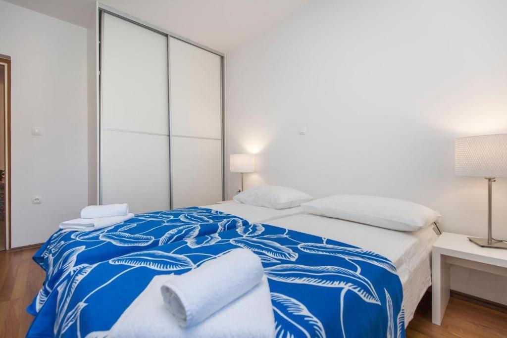 Apartments "Alen" Nedescina Luaran gambar